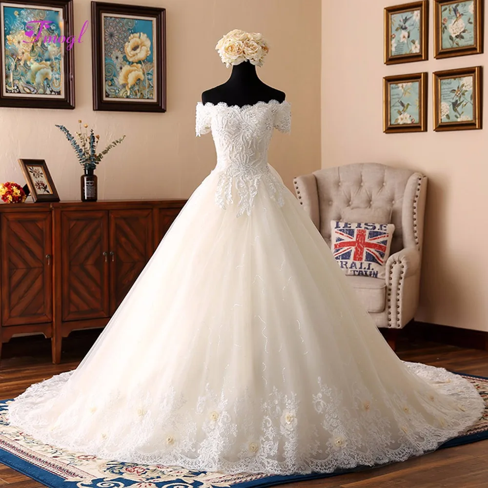 Fmogl Elegant Boat Neck Appliques Beaded Ball Gown Wedding Dress 2022 Vintage Short Sleeve Flowers Bridal Dress Robe De Mariage
Fmogl Elegant Boat Neck Appliques Beaded Ball Gown Wedding Dress 2022 Vintage Short Sleeve Flowers Bridal Dress Robe De Mariage