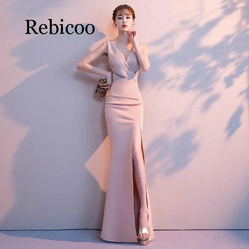 Rebicoo 2019 new formal sexy V-neck long section ladies fishtail slim sequin dress
Rebicoo 2019 new formal sexy V-neck long section ladies fishtail slim sequin dress