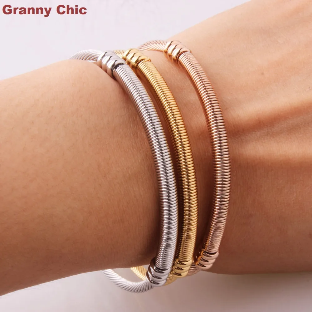 New Arrive Womens Gift Fashion 3pcs/Set Silver Gold Rose Gold Stainless Steel Round Bangle Bracelet 55mm
New Arrive Womens Gift Fashion 3pcs/Set Silver Gold Rose Gold Stainless Steel Round Bangle Bracelet 55mm