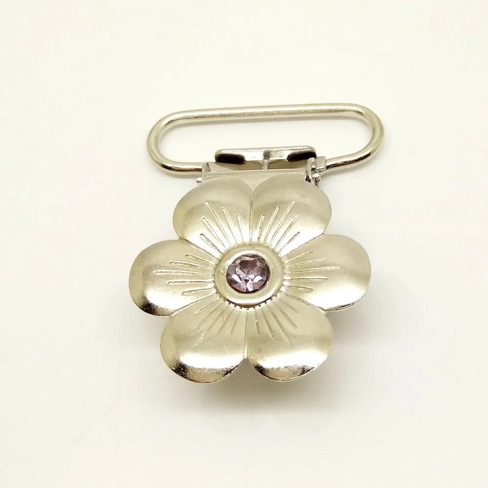200pcs per lot metal suspender clips flower shaped pacifier clips with CZ stone wholesale and retails
200pcs per lot metal suspender clips flower shaped pacifier clips with CZ stone wholesale and retails