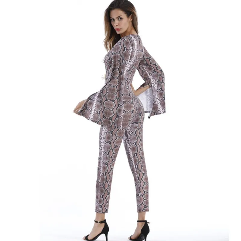Slim Fit Sexy Club Jumpsuit Deep V Neck Bell Sleeve Snake Skin Print Long Jumpsuits Bodycon Women Rompers Spring Wear EN324
Slim Fit Sexy Club Jumpsuit Deep V Neck Bell Sleeve Snake Skin Print Long Jumpsuits Bodycon Women Rompers Spring Wear EN324