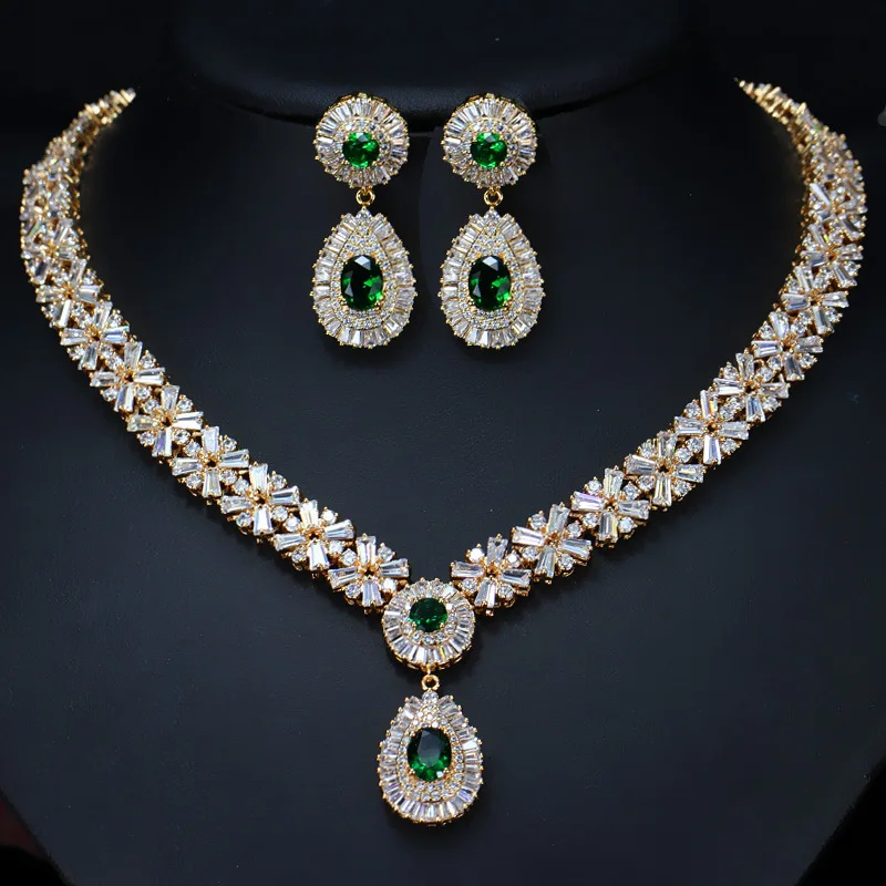 Oval Red Garnet Crystal Zircon Rose Gold Pated Ear Jewelry Set Earring Necklace Pendant M02-T0018
Oval Red Garnet Crystal Zircon Rose Gold Pated Ear Jewelry Set Earring Necklace Pendant M02-T0018