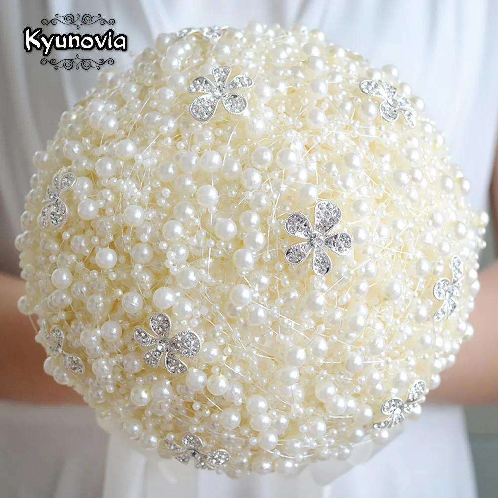 Kyunovia Luxurious Pearls Brooch Unique Weddings Bridal Bouquet Bride Holding Flowers Wedding Flowers Beads Wedding Bouquet FE20
Kyunovia Luxurious Pearls Brooch Unique Weddings Bridal Bouquet Bride Holding Flowers Wedding Flowers Beads Wedding Bouquet FE20