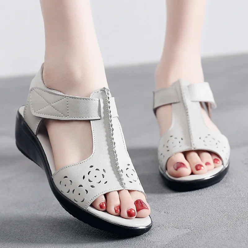 Soft Comfortable Cow Leather Sandals Open Shoes Woman New 2019 Summer Women Sandals Flat Wedges Non-slip Big Size Casual Sandals
Soft Comfortable Cow Leather Sandals Open Shoes Woman New 2019 Summer Women Sandals Flat Wedges Non-slip Big Size Casual Sandals