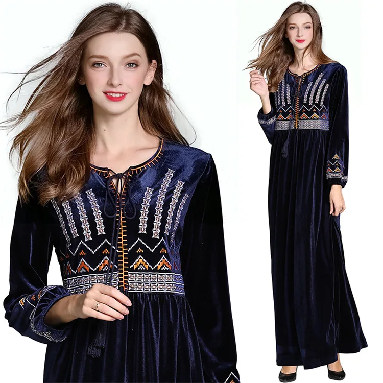 Muslim Mideast Women's Dress 2018 Autumn Winter New Embroidered Long Sleeve Long Sleeved Blouse Long Dress
Muslim Mideast Women's Dress 2018 Autumn Winter New Embroidered Long Sleeve Long Sleeved Blouse Long Dress