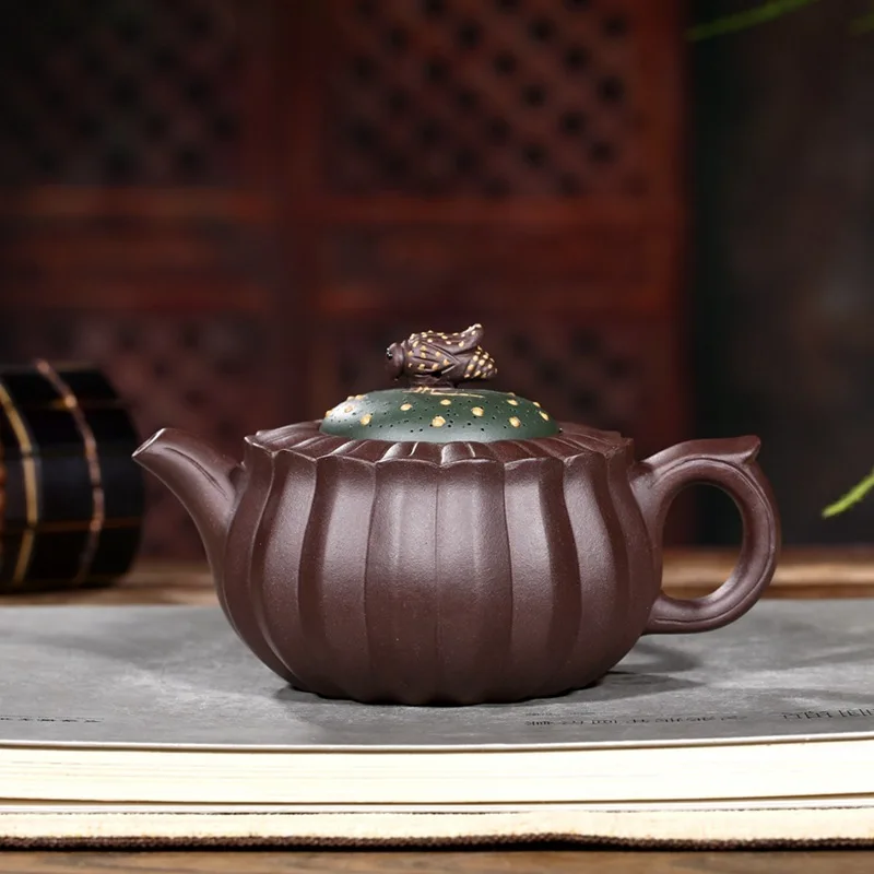 gifts custom famous jian-fang gao sell like hot cakes all hand high bee chrysanthemum pot wholesale tea set the teapot
gifts custom famous jian-fang gao sell like hot cakes all hand high bee chrysanthemum pot wholesale tea set the teapot