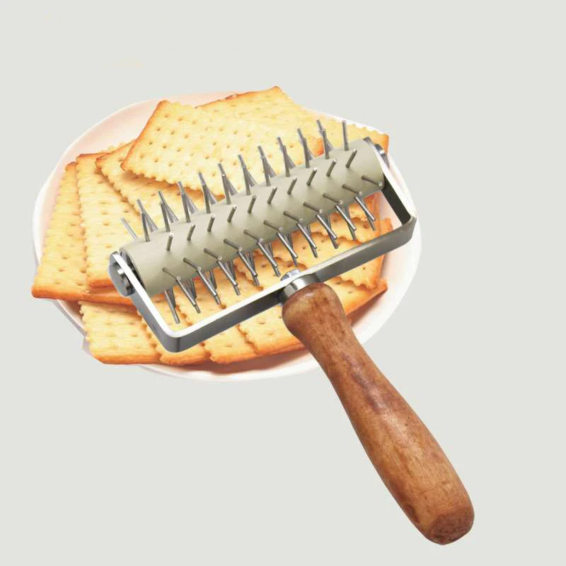 Manual Pizza Punch Stainless Steel Needle Wheel Cake Needle Punch Pizza Pie Punch Needle Roller hole maker
Manual Pizza Punch Stainless Steel Needle Wheel Cake Needle Punch Pizza Pie Punch Needle Roller hole maker