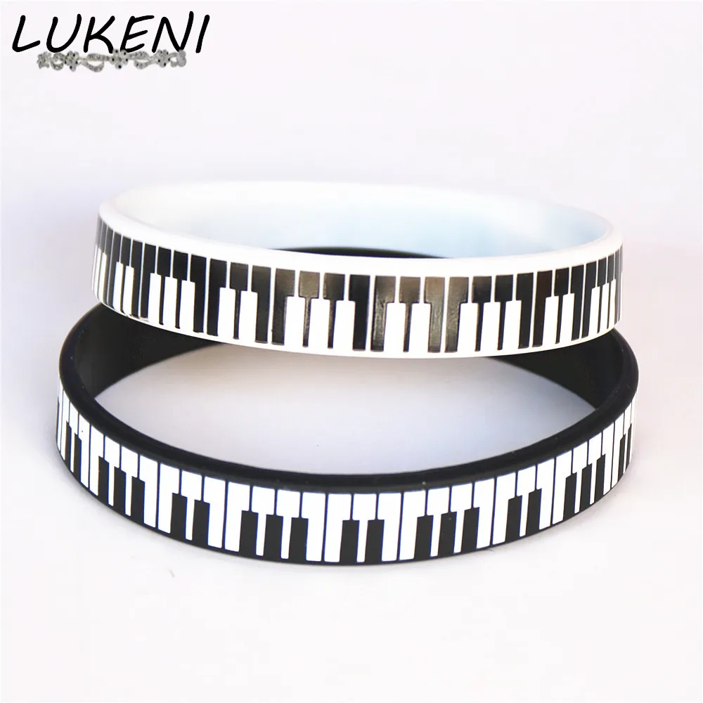 Новый 50 шт. черно-белый Силиконовый браслет LUKENI с принтом PianoKeycboard и браслеты для