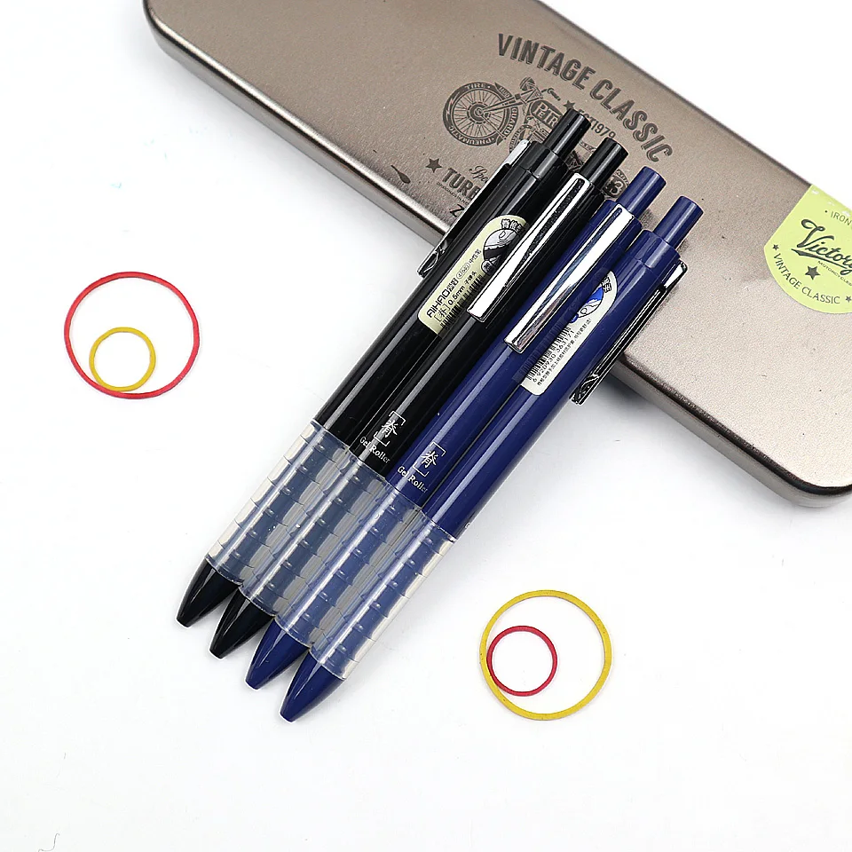 4Pcs/lot High Quality Gel Pen Black and Blue Ink 0.5mm High Capacity Very Good Writing Gel ink Pens School office supplies
4Pcs/lot High Quality Gel Pen Black and Blue Ink 0.5mm High Capacity Very Good Writing Gel ink Pens School office supplies