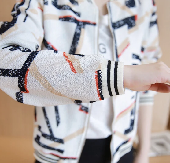WholeTide Nice Autumn Sexy Bomber Jacket Lady Casual Print Female Jacket Female Jacket 5 Colors
WholeTide Nice Autumn Sexy Bomber Jacket Lady Casual Print Female Jacket Female Jacket 5 Colors