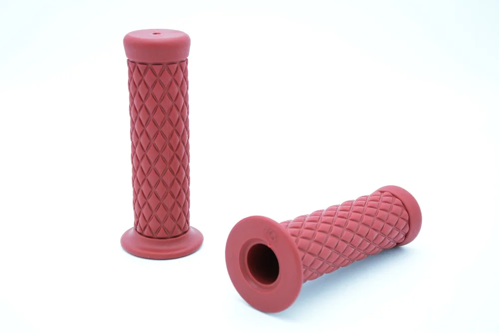 Universal New 7/8" 22mm Vintage Motorcycle Hand Grips Retro Handle Rubber Bar Gel Grip for Triumph Street Scrambler Moto
Universal New 7/8" 22mm Vintage Motorcycle Hand Grips Retro Handle Rubber Bar Gel Grip for Triumph Street Scrambler Moto