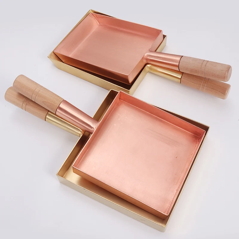 Japanese style square brass tamagoyaki saucepan red copper egg rolls frying pan burning wood handle omelet crepe pot
Japanese style square brass tamagoyaki saucepan red copper egg rolls frying pan burning wood handle omelet crepe pot
