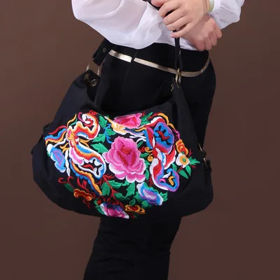 New Fashion Embroidery Multi-use Shopping bags!Nice Bohemian Floral Embroidered Women Shoulder&Handbags Hot Vintage Lady Carrier
New Fashion Embroidery Multi-use Shopping bags!Nice Bohemian Floral Embroidered Women Shoulder&Handbags Hot Vintage Lady Carrier