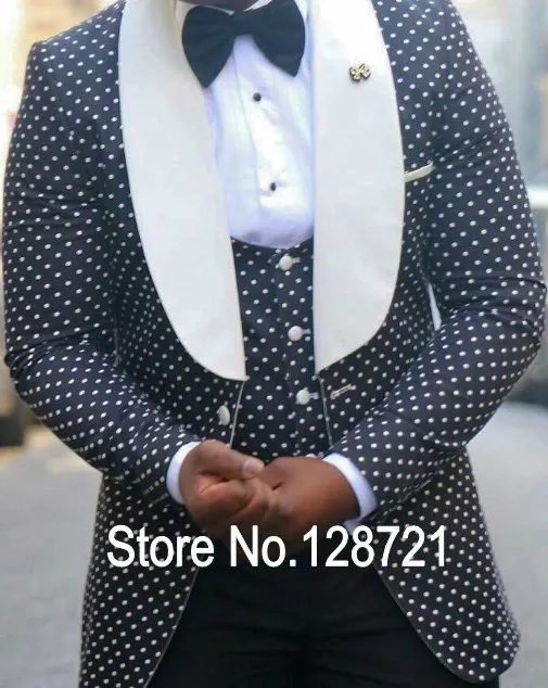 Handsome Black Mens Suits Groom Tuxedos Groomsmen Wedding Party Dinner Best Man Suits Blazer (Jacket+Pants+Vest+Bow Tie) NO:1395
Handsome Black Mens Suits Groom Tuxedos Groomsmen Wedding Party Dinner Best Man Suits Blazer (Jacket+Pants+Vest+Bow Tie) NO:1395