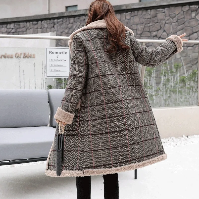 Vintage Checked Plaid Double Breasted Wool Coat Women Cashmere Overcoat 2020 Winter Long Thick Warm Slim Woolen Jacket Okd425
Vintage Checked Plaid Double Breasted Wool Coat Women Cashmere Overcoat 2020 Winter Long Thick Warm Slim Woolen Jacket Okd425