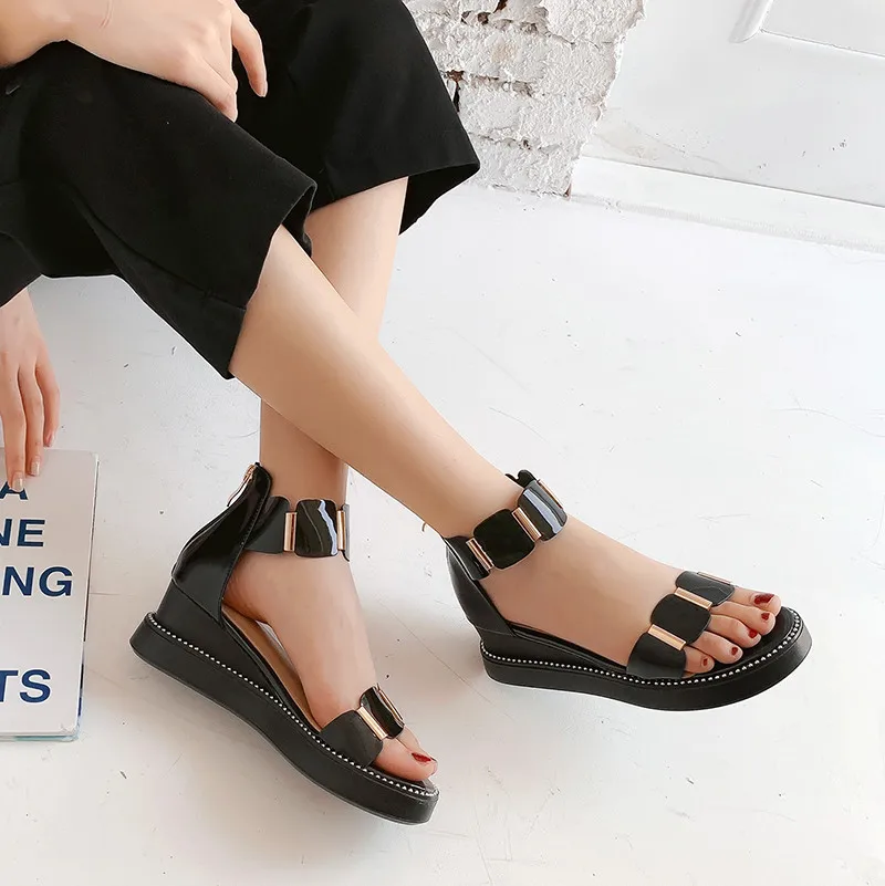 ASUMER 2020 new genuine leather shoes women zip wedges shoes women summer shoes zip platform ladies shoes casual women sandals
ASUMER 2020 new genuine leather shoes women zip wedges shoes women summer shoes zip platform ladies shoes casual women sandals