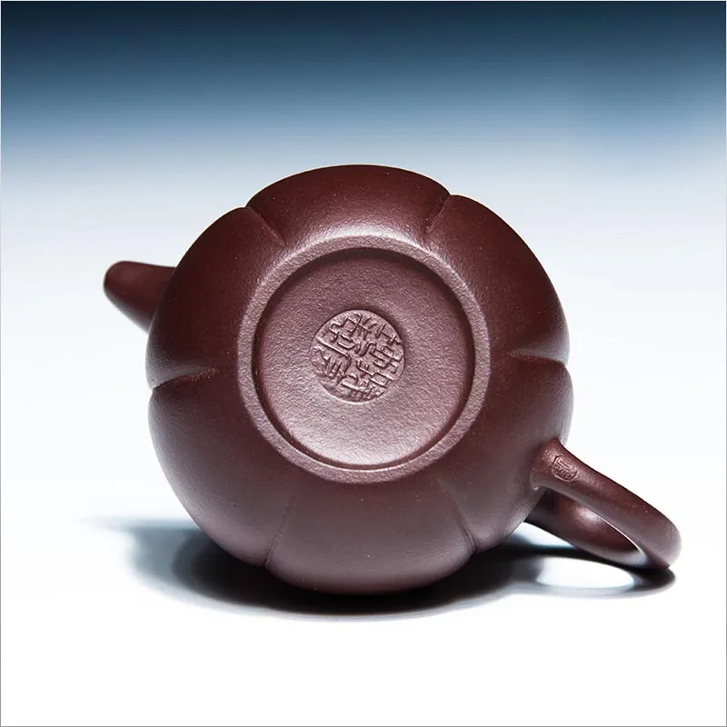225cc Yixing Raw Ore Purple Clay Teapot Home Kung Fu Tea Set Health Purple Mud Qiegua Puer Pot Handmade Zisha Tieguanyin Kettle
225cc Yixing Raw Ore Purple Clay Teapot Home Kung Fu Tea Set Health Purple Mud Qiegua Puer Pot Handmade Zisha Tieguanyin Kettle