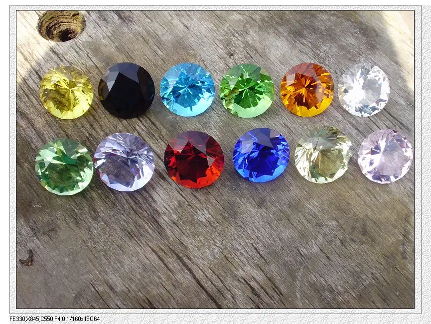 Free Shipping Good Quality New Design Colorful Crystal Diamond Glass Paper Weight
Free Shipping Good Quality New Design Colorful Crystal Diamond Glass Paper Weight