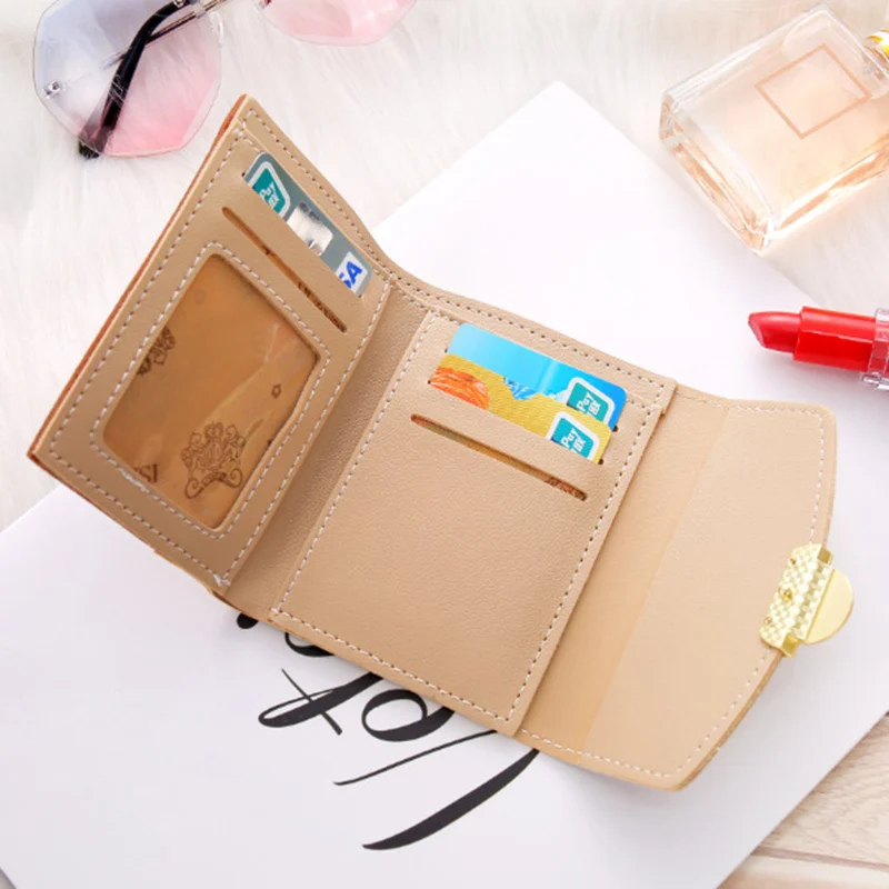 Hot Selling Women Wallet Leopard Print Round Magnetic Buckle Purse Hand Holding 3 Slot Credit Card Holder -B5
Hot Selling Women Wallet Leopard Print Round Magnetic Buckle Purse Hand Holding 3 Slot Credit Card Holder -B5