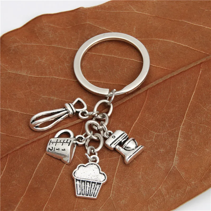1pc Gift For Cooks Chefs Baker Keychain Measuring Spoons Key Ring Key Accessories Kitchen Key Chains Baking Jewelry E1902
1pc Gift For Cooks Chefs Baker Keychain Measuring Spoons Key Ring Key Accessories Kitchen Key Chains Baking Jewelry E1902
