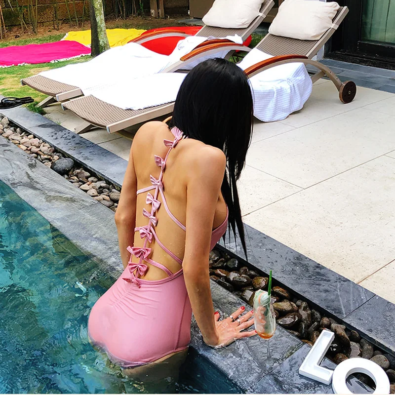 Brand Women Sexy One Pieces Swimwear Top-neck Pink Bow-knot Backless Push Up Swimsuit Hot Girls Cute Beach Wear Bathing Suit
Brand Women Sexy One Pieces Swimwear Top-neck Pink Bow-knot Backless Push Up Swimsuit Hot Girls Cute Beach Wear Bathing Suit