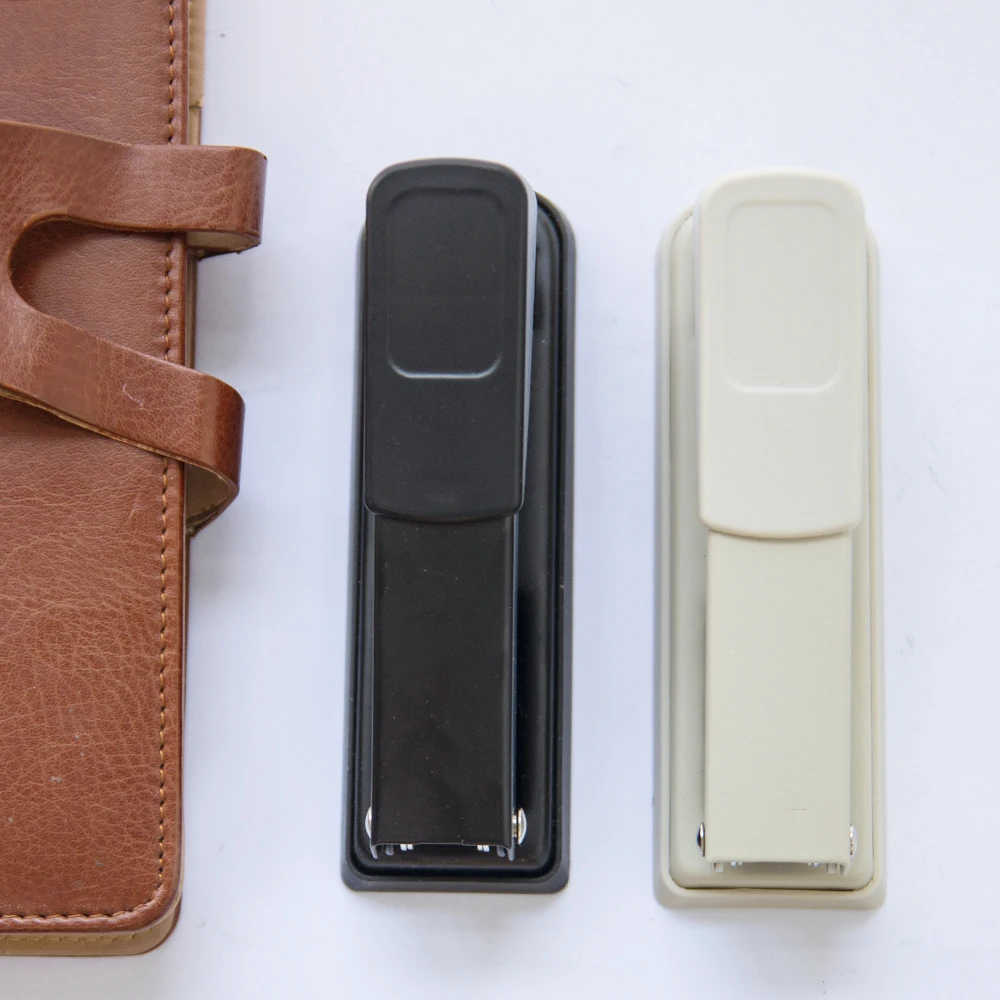 Metal Stapler Practical Paper Binder 24/6-26/6 Staples Labor Saving Manual Machine School Office Binding Supplies Stationery
Metal Stapler Practical Paper Binder 24/6-26/6 Staples Labor Saving Manual Machine School Office Binding Supplies Stationery