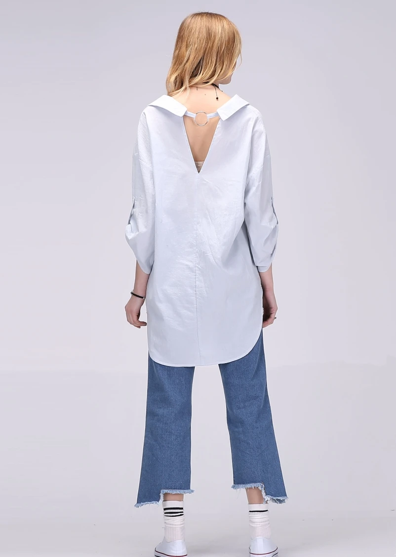 Dioufond Long Hollow Out Women Blouses Backless White Loose V neck Three Quarter Sleeve Blusas 2018 Cotton Casual Shirt Women
Dioufond Long Hollow Out Women Blouses Backless White Loose V neck Three Quarter Sleeve Blusas 2018 Cotton Casual Shirt Women