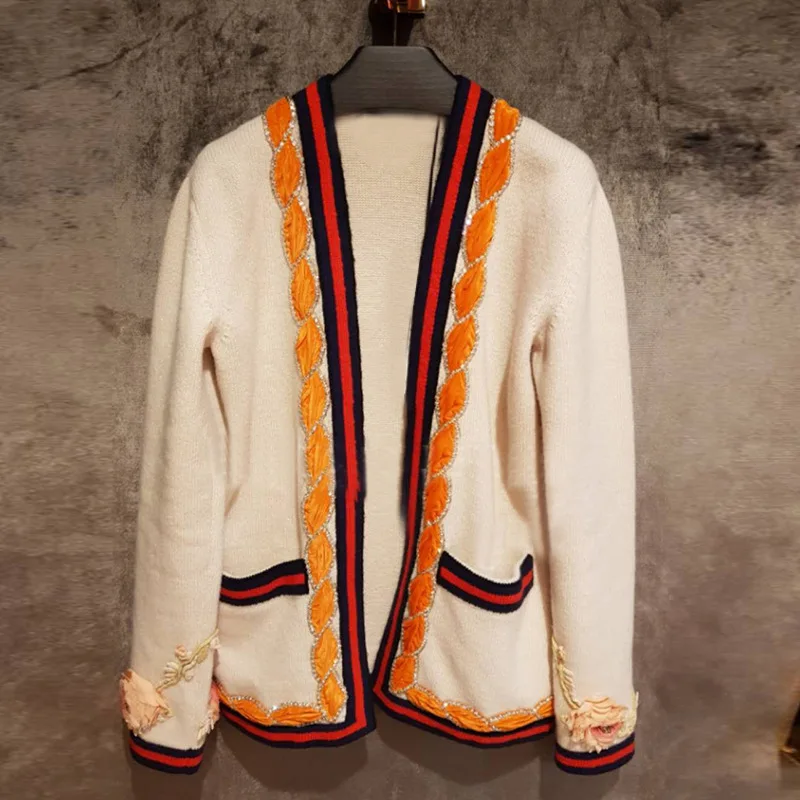 New heavy embroidery in paragraph cardigan sweater female loose stereoscopic flower nail bead diamond lace sweater coat
New heavy embroidery in paragraph cardigan sweater female loose stereoscopic flower nail bead diamond lace sweater coat