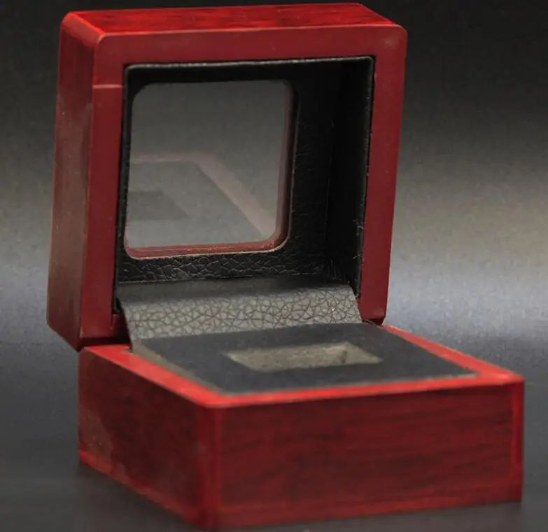 ONE RING WOODEN CASE CHAMPIONSHIP RING DISPLAY BOX CLEAR TOP 7*7*5.2(CM) DROP SHIPPING BY CARSON
ONE RING WOODEN CASE CHAMPIONSHIP RING DISPLAY BOX CLEAR TOP 7*7*5.2(CM) DROP SHIPPING BY CARSON