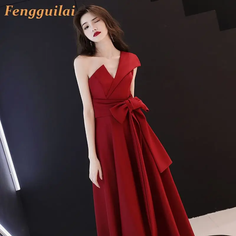 FENGGUILAI 2019 Sexy Elegant V Neck Off Shoulder Tassel Glitter High Split Maxi Dress
FENGGUILAI 2019 Sexy Elegant V Neck Off Shoulder Tassel Glitter High Split Maxi Dress