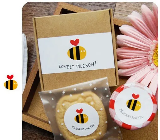 Free shipping lovely present honey bee decoration candy bag pudding bottle decorative sticker stickers gifts package decoration
Free shipping lovely present honey bee decoration candy bag pudding bottle decorative sticker stickers gifts package decoration