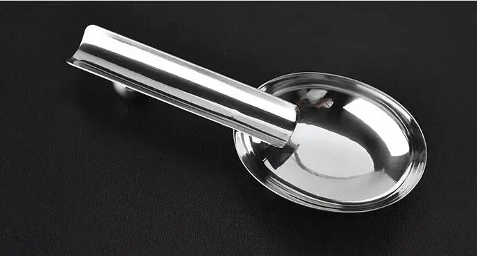 1 piece smoking tobacco metal creative cigar ash tray Stainless Steel Gloss Cigar Ashtray Cigar Holder With Single Rest Ash Slot
1 piece smoking tobacco metal creative cigar ash tray Stainless Steel Gloss Cigar Ashtray Cigar Holder With Single Rest Ash Slot