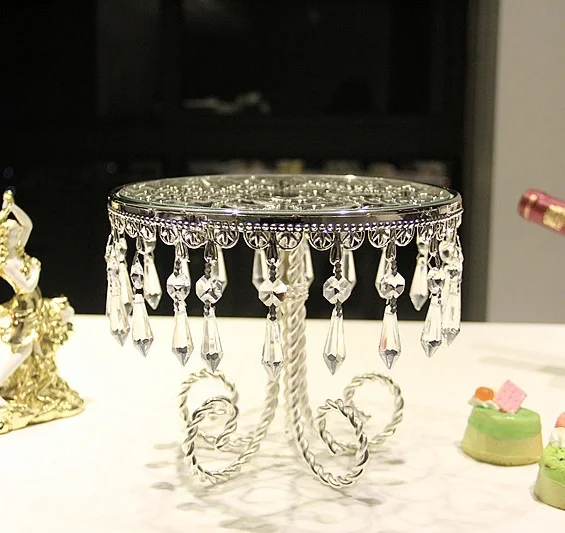 Vintage Alloy Metal Cake Stand Plate Ornamental Glass Dessert Serving Tray Decor Dinnerware for Home Bakery Cafe and Restaurant
Vintage Alloy Metal Cake Stand Plate Ornamental Glass Dessert Serving Tray Decor Dinnerware for Home Bakery Cafe and Restaurant