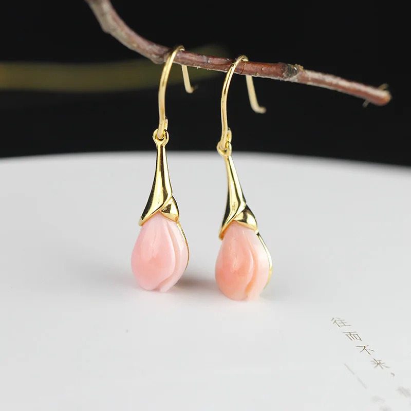 L&P Fashion Queen Shells Glod Colour 925 Sterling Silver Dangle Earrings for Women Jewelry Wholesale Gift Hot Sale
L&P Fashion Queen Shells Glod Colour 925 Sterling Silver Dangle Earrings for Women Jewelry Wholesale Gift Hot Sale