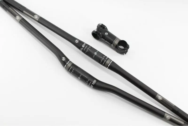 2017 Newest gray QILEFU Mountain bike matt 3K UD full carbon fibre bicycle handlebars alloy+carbon stem MTB parts sets Free ship
2017 Newest gray QILEFU Mountain bike matt 3K UD full carbon fibre bicycle handlebars alloy+carbon stem MTB parts sets Free ship