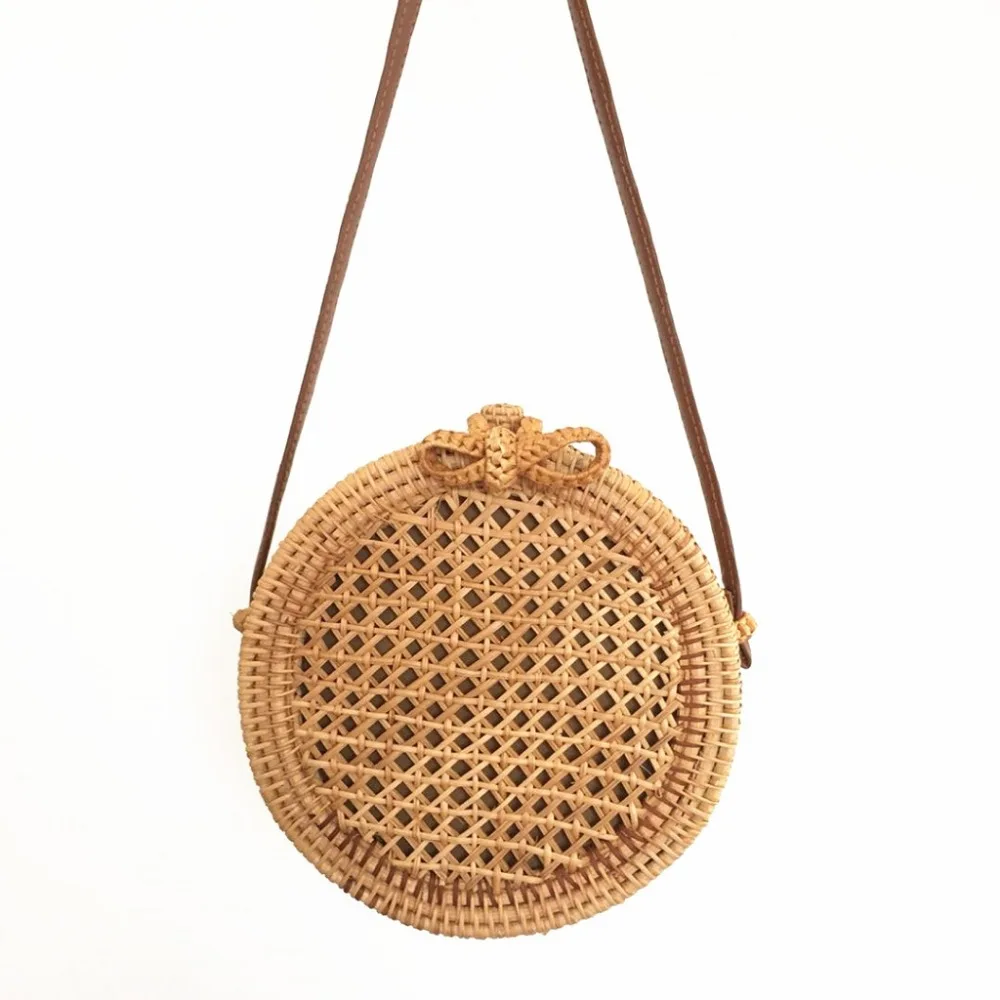 Rattan Bags Bow Hollow Out Summer Beach Shoulder Bags Straw Cross body Bag Bohemian Bamboo Bags for Women
Rattan Bags Bow Hollow Out Summer Beach Shoulder Bags Straw Cross body Bag Bohemian Bamboo Bags for Women