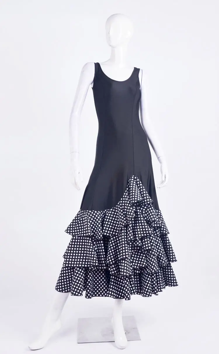 ballroom dance Spanish Dance three layers of irregular lotus leaves big pendulum dress F13010
ballroom dance Spanish Dance three layers of irregular lotus leaves big pendulum dress F13010