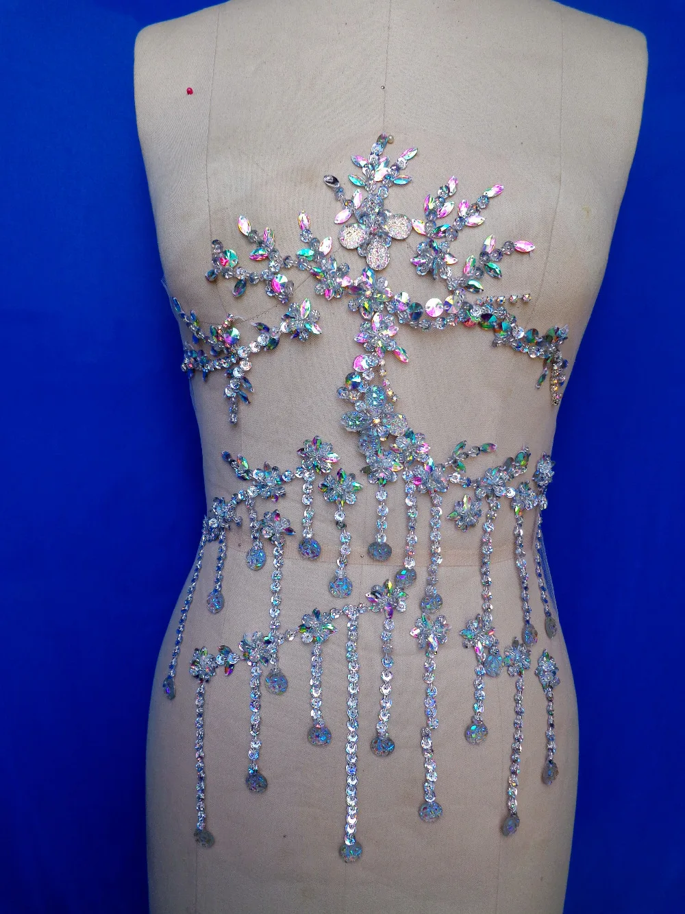 A35 zbroh pure handmade rhinestones applique 42*29cm sew on clear AB colour crystals patches trim for dress DIY accessories
A35 zbroh pure handmade rhinestones applique 42*29cm sew on clear AB colour crystals patches trim for dress DIY accessories