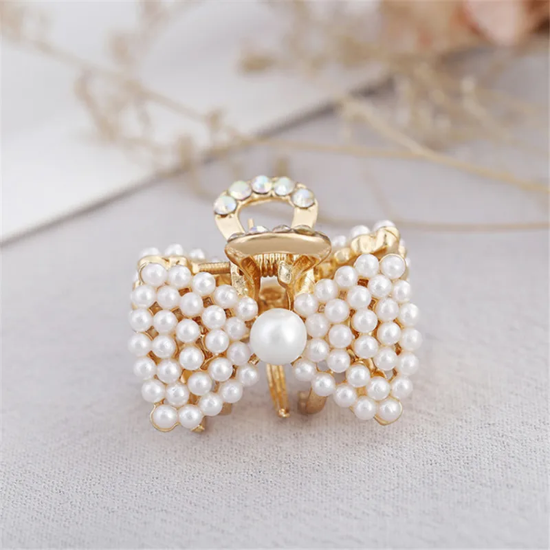 Top Bow-knot Hairpins with Pearls Hair Clip Wedding Hair Accessories Gold Color Hair Claws Crab Clips Women Girls Hair Jewelry
Top Bow-knot Hairpins with Pearls Hair Clip Wedding Hair Accessories Gold Color Hair Claws Crab Clips Women Girls Hair Jewelry