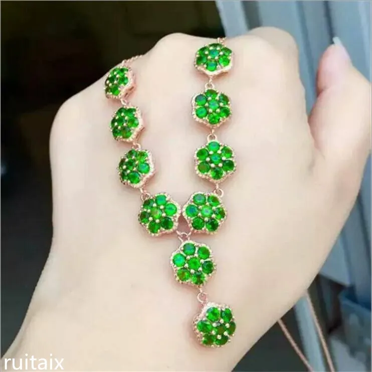 KJJEAXCMY boutique jewels S925 Pure silver natural diophane lady plum flower necklace inlay jewelry small and beautiful
KJJEAXCMY boutique jewels S925 Pure silver natural diophane lady plum flower necklace inlay jewelry small and beautiful