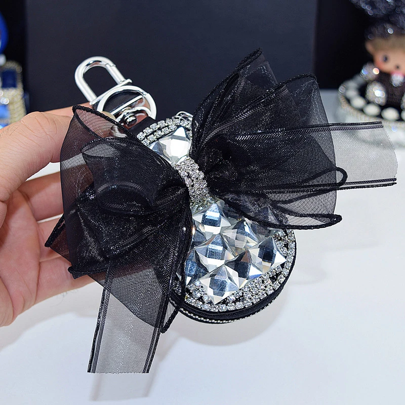 Black bow Diamond Car Keychain Bag For Women & Girls Sweet PU Leather Car Key Ring with luxury Crystal Holder Cover Case Bag
Black bow Diamond Car Keychain Bag For Women & Girls Sweet PU Leather Car Key Ring with luxury Crystal Holder Cover Case Bag