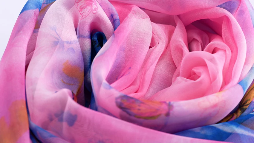 145x200cm super soft printed chiffon fabric artificial Silk scarf ancient costume dress skirt clothing fabric FG011
145x200cm super soft printed chiffon fabric artificial Silk scarf ancient costume dress skirt clothing fabric FG011