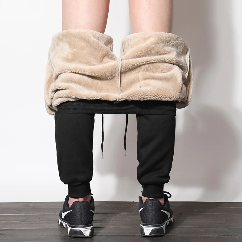 Winter Men Warm Plus Velvet Heavyweight Trousers Male Fleece Thicken Sweatpants Drawstring Loose Solid Casual Pants M-5XL
Winter Men Warm Plus Velvet Heavyweight Trousers Male Fleece Thicken Sweatpants Drawstring Loose Solid Casual Pants M-5XL
