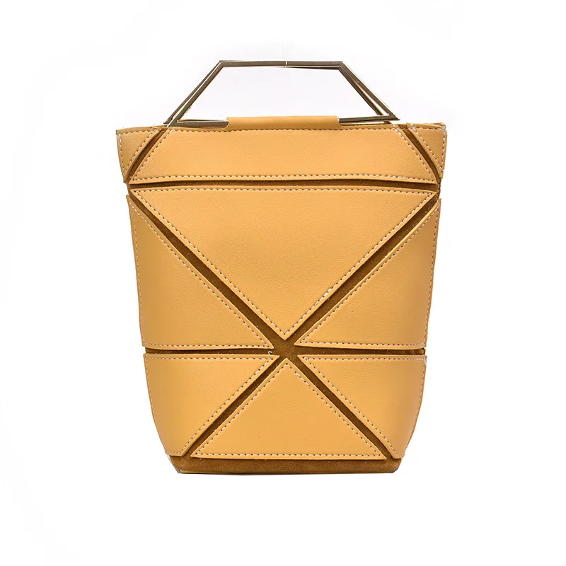 Luxury Bucket Bag Chic Women Handbags European Style Crossbody Bags for Women 2019 Fashion Designer Shoulder Messenger Bag
Luxury Bucket Bag Chic Women Handbags European Style Crossbody Bags for Women 2019 Fashion Designer Shoulder Messenger Bag
