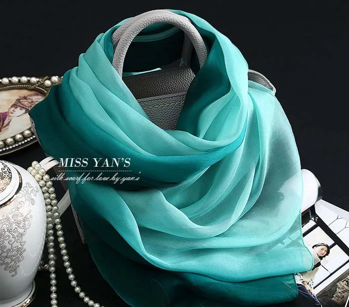 Green Gradient Silk Scarf Retail Women Achecol masculino summer sunscreen Ladies Shawls and Daisy Scarves Wraps Cachecol Hijab
Green Gradient Silk Scarf Retail Women Achecol masculino summer sunscreen Ladies Shawls and Daisy Scarves Wraps Cachecol Hijab
