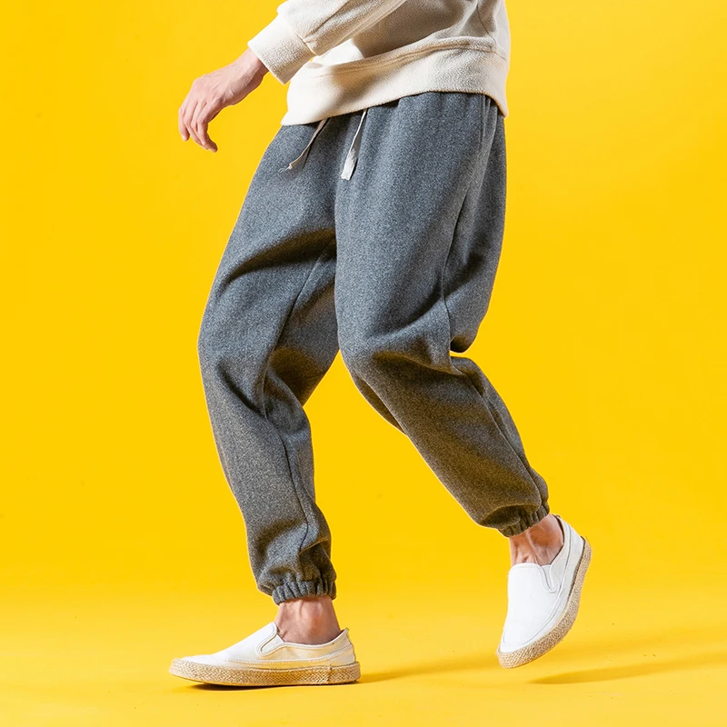 MR-DONOO Winter Chinese style plus velvet thick woolen casual pants men's pants loose large size feet feet pants 1712
MR-DONOO Winter Chinese style plus velvet thick woolen casual pants men's pants loose large size feet feet pants 1712