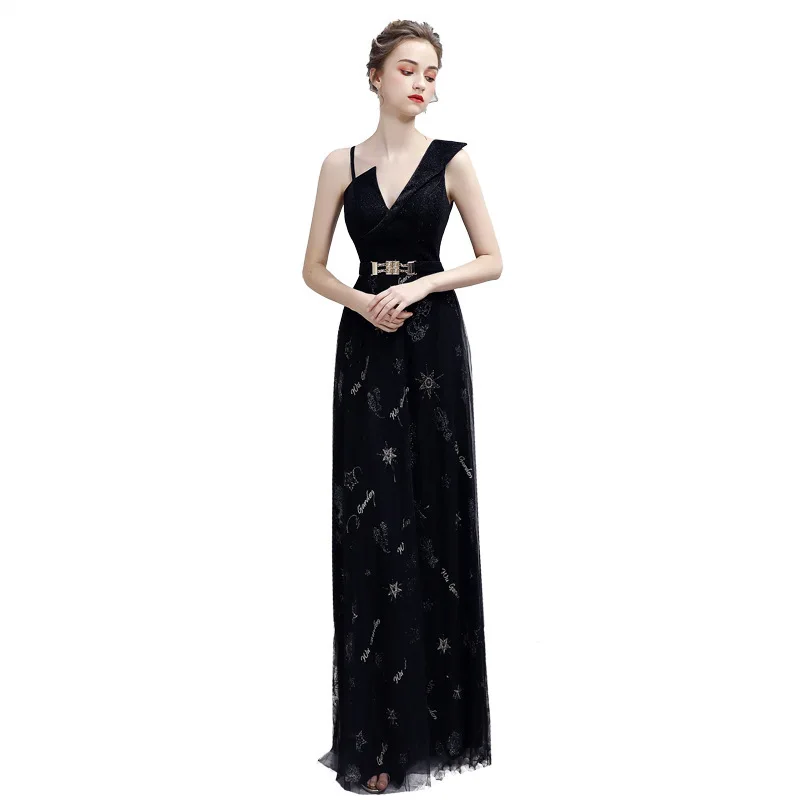 Fashion V Neck Long Cheongsam Black Evening Dresses Oriental Style Party Gown Qi Pao Women Chinese Dress Qipao Promotion Robe
Fashion V Neck Long Cheongsam Black Evening Dresses Oriental Style Party Gown Qi Pao Women Chinese Dress Qipao Promotion Robe