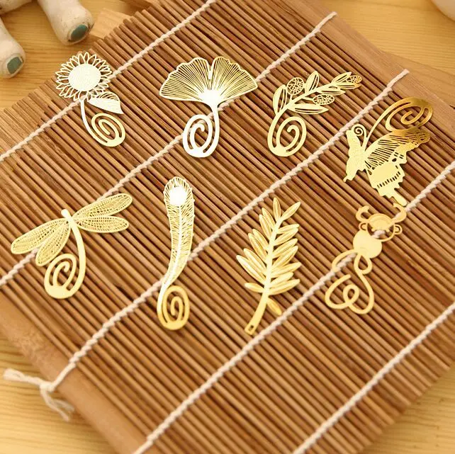 1pcs Cute Kawaii Gold Bookmark Creative Metal Bookmarks for books macker Paper Creative Products Stationery
1pcs Cute Kawaii Gold Bookmark Creative Metal Bookmarks for books macker Paper Creative Products Stationery