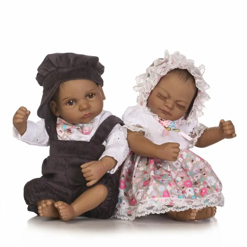 boneca 26cm full Silicone Reborn Dolls Baby Realistic Doll Reborn Vinyl Boneca BeBe Reborn Doll toys For Girls Christmas Gift
boneca 26cm full Silicone Reborn Dolls Baby Realistic Doll Reborn Vinyl Boneca BeBe Reborn Doll toys For Girls Christmas Gift