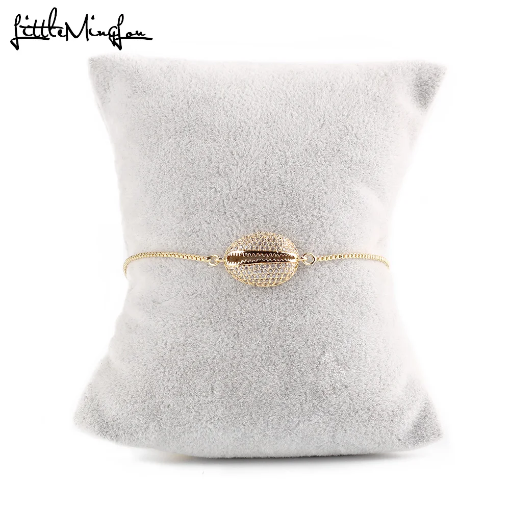 Luxury CZ white zircon shell Charms bracelet Adjustable Link Chain women gift bracelets & bangles for women Jewelry accessories
Luxury CZ white zircon shell Charms bracelet Adjustable Link Chain women gift bracelets & bangles for women Jewelry accessories